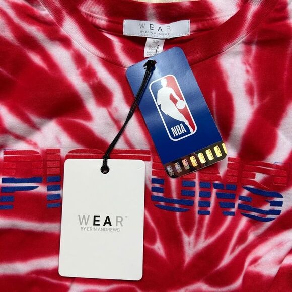 NBA PISTONS DETROIT Red and White Tie-Dye Shirt - Picture 3 of 9